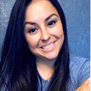 Meet your Posher, Lisa